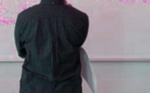 ���x�����߄�ģ��ϼ���ƪ