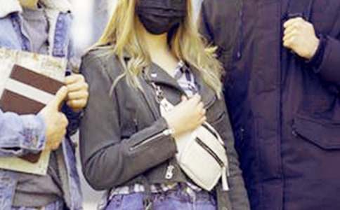 ��W��������B��