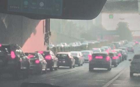 關(guān)于因堵車遲到檢討書四篇