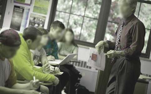 �WУ�̎���B��