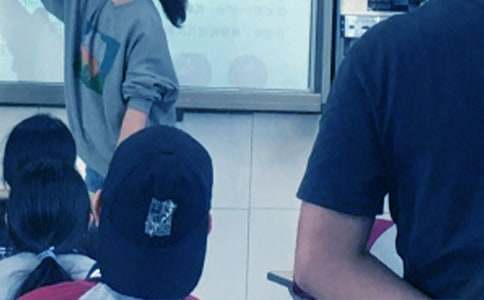 �C�Ľ��нM�������Y(ji��)