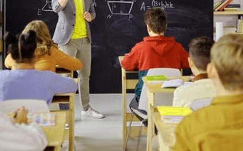 教育個(gè)人簡歷范文