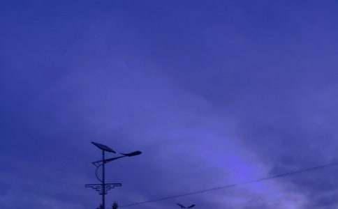 ·�����̰��b��ͬ