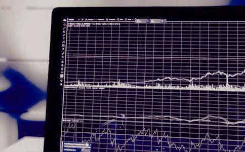 �CȯͶ�Y��ͬ