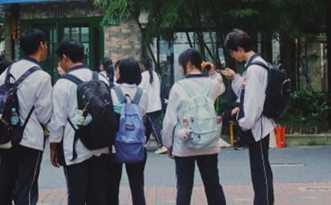 中學(xué)生承諾書3篇