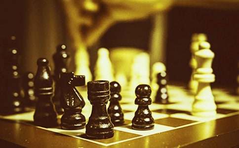 �����A�������߄�ģ��R����ƪ