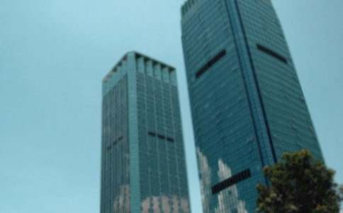 ��(y��ng)Ƹ���خa(ch��n)�N�۵Ă��˽�B��