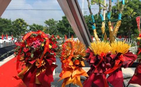 ����Ʒ���_�I(y��)��Ո(q��ng)��4ƪ