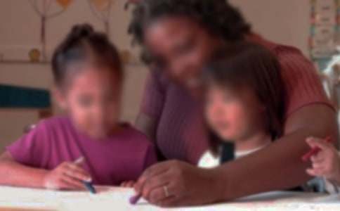 幼兒園老師的表?yè)P(yáng)信匯編十篇